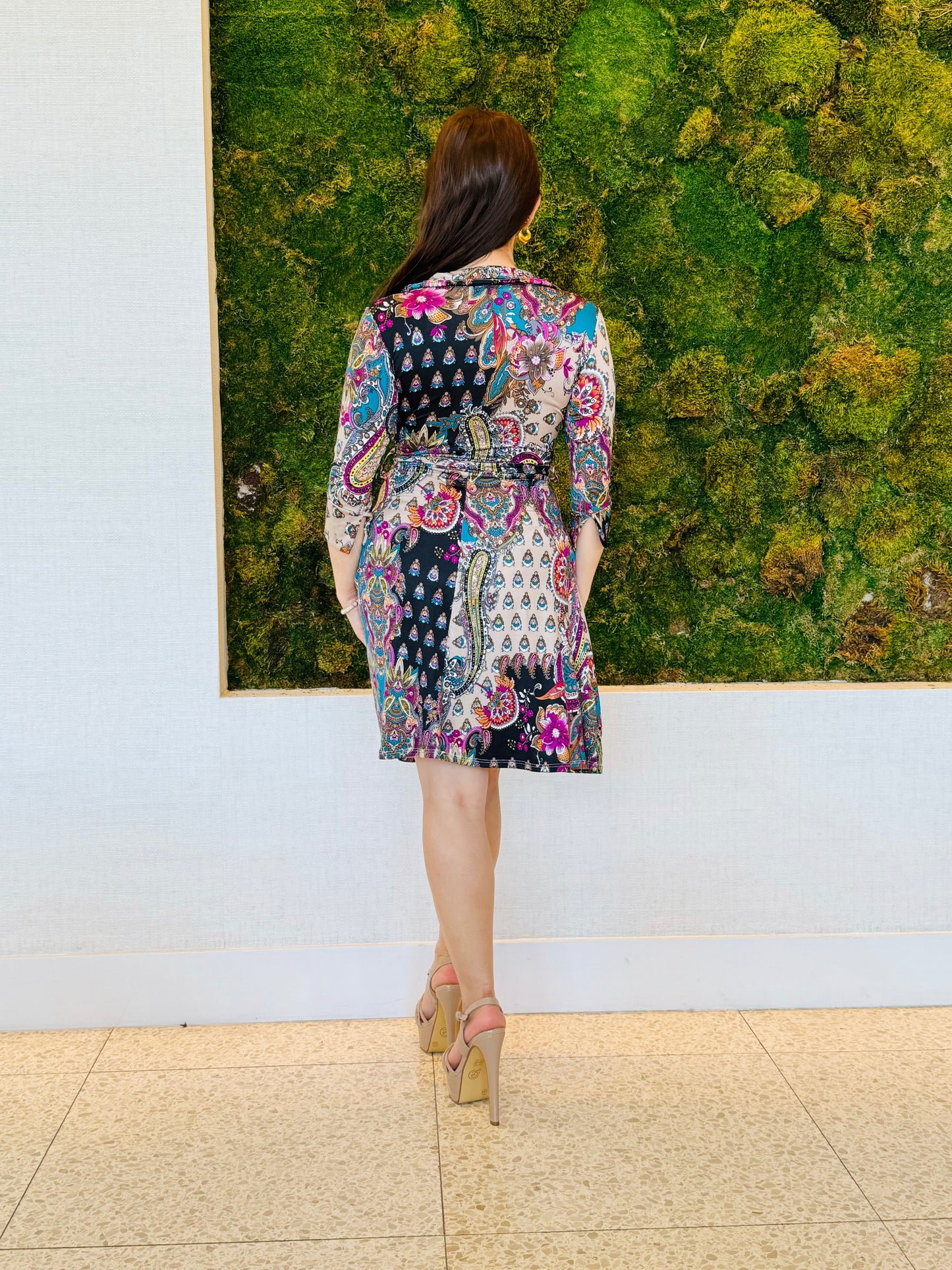 Jenna paisley black and magenta print