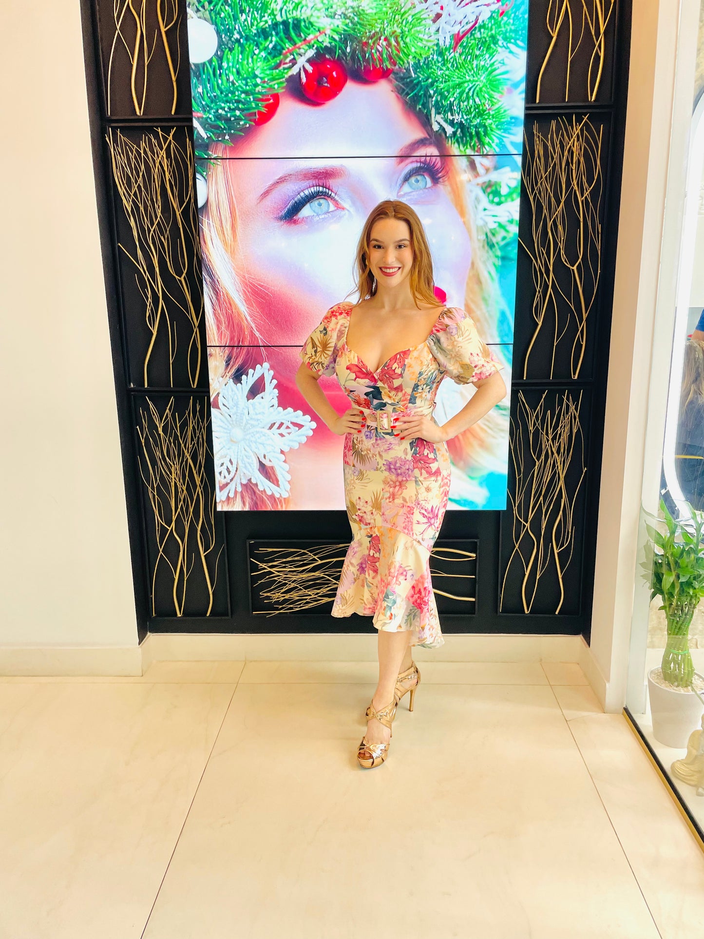 Aurora bodycon floral dress