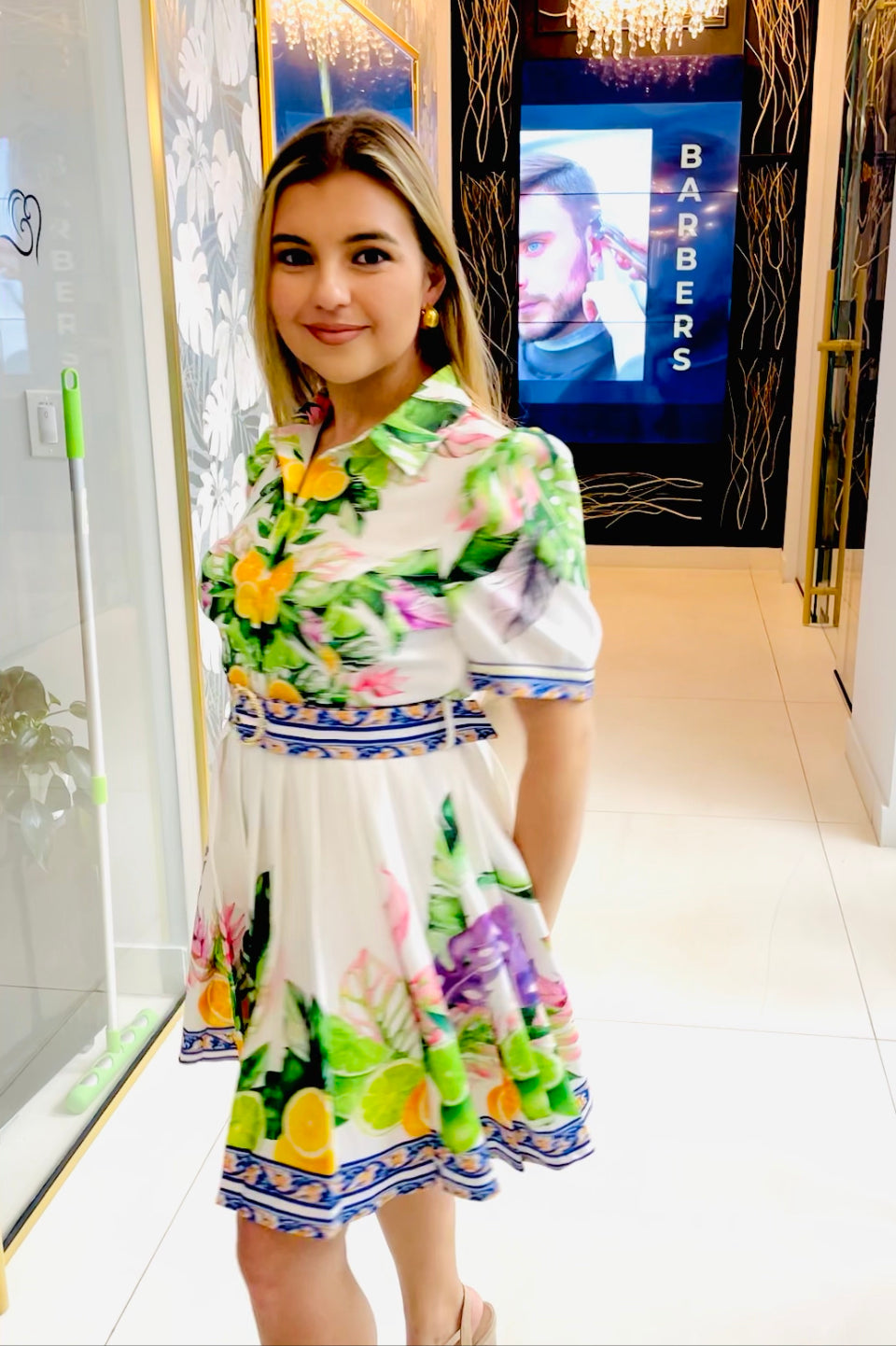 Capri lemon dress pleated