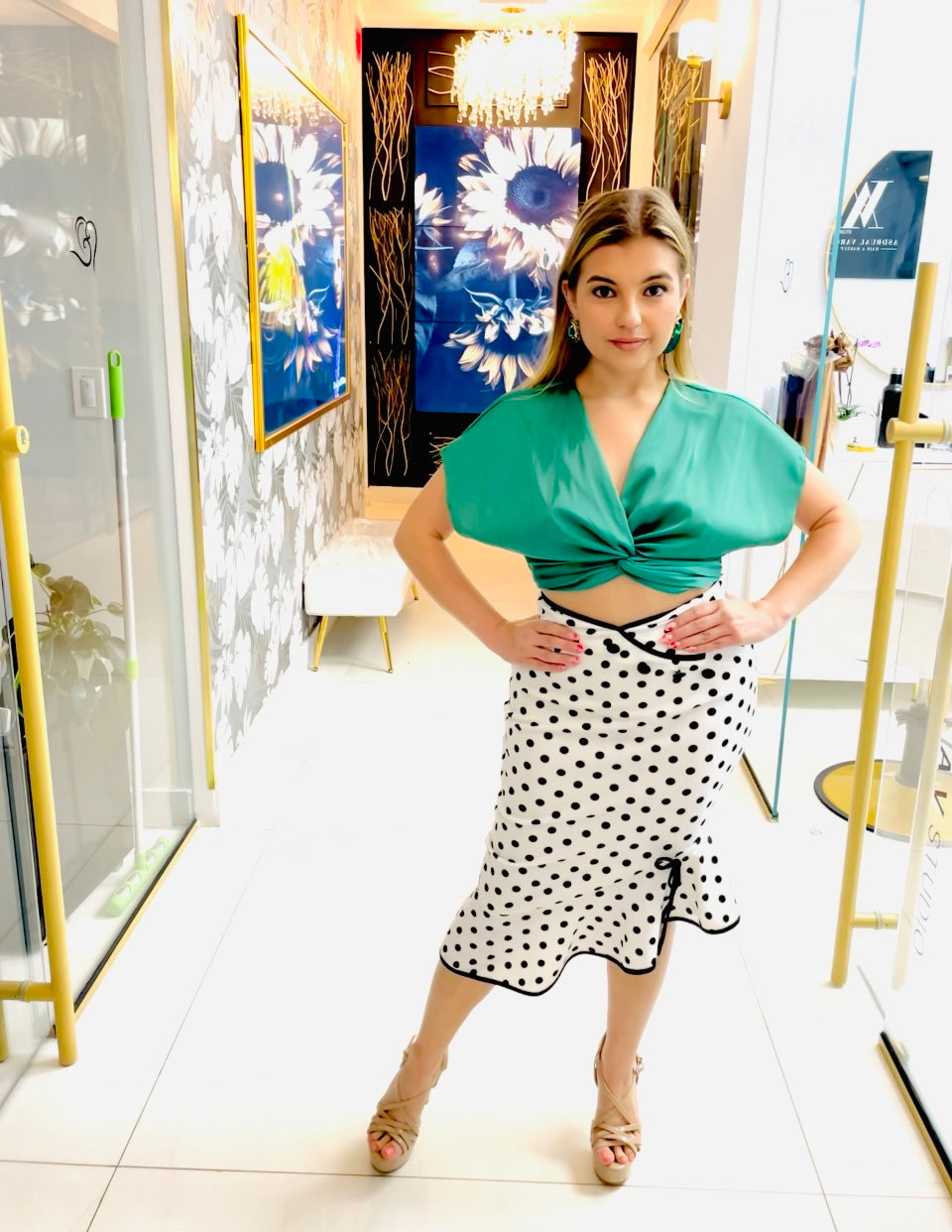 Daisy polka dot pencil skirt