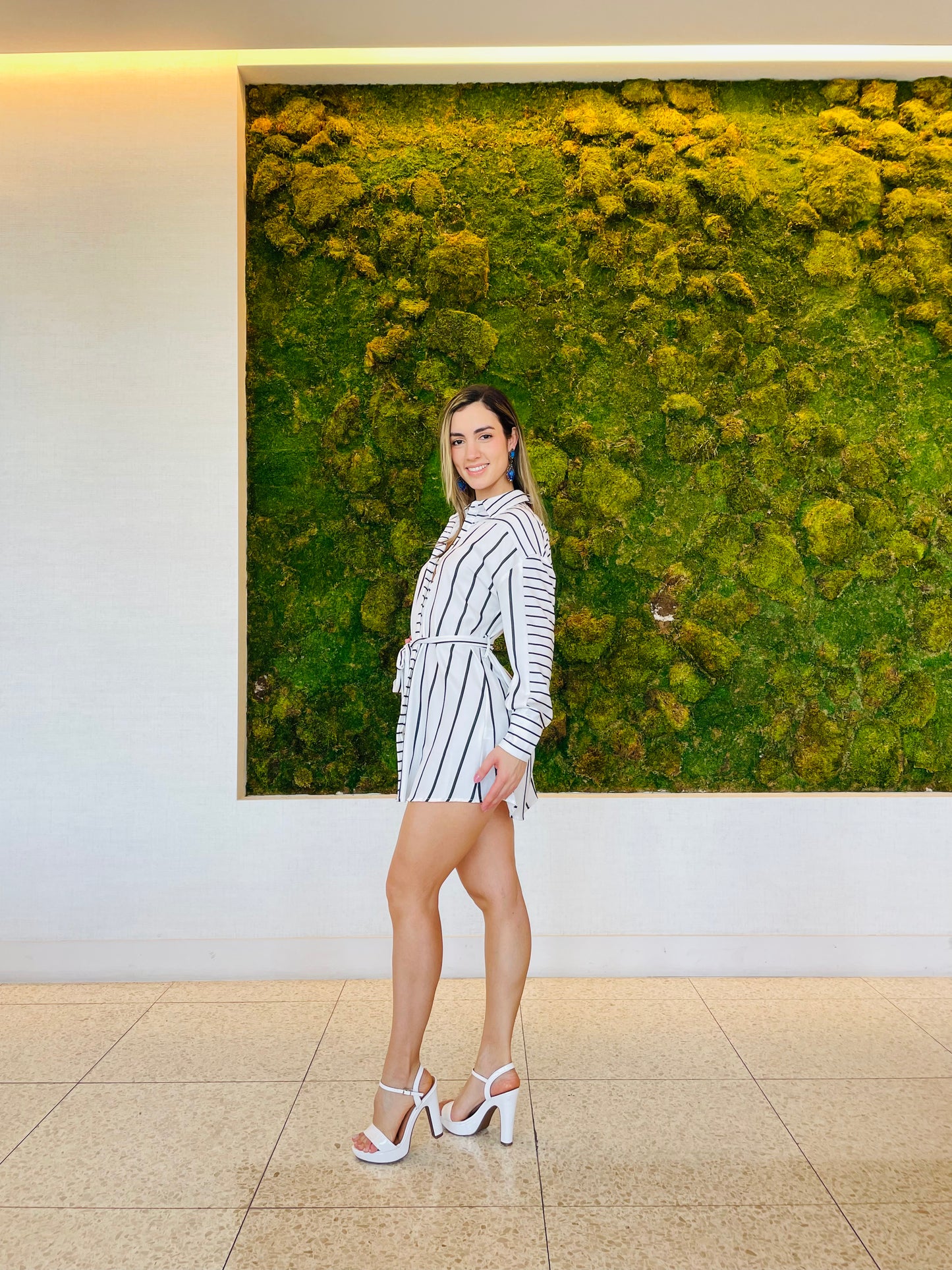 Andrea white and black shirt dress